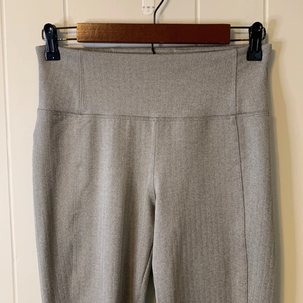 Athleta Delancey Herringbone Tight Legging Size Small Petite 487663 - Picture 3 of 10